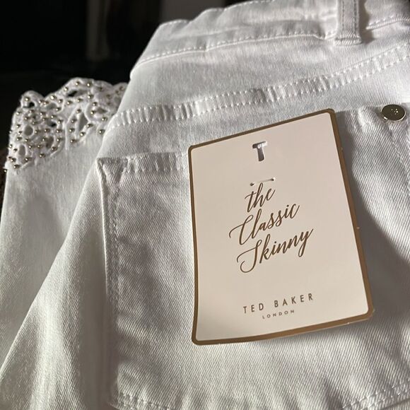 TED
BAKER Gold Bead Embroidered Hem Lillya Dainty Studded Jean retail $175 NWT - Picture 11 of 15